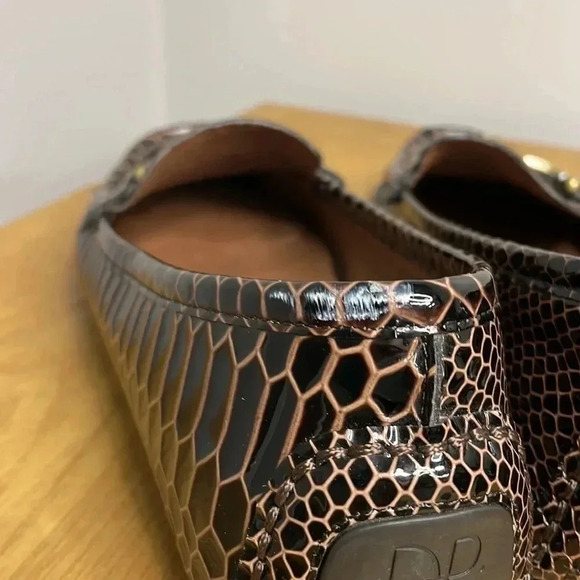 Donald J Pliner • Patent Loafer Faux Alligator • 6.5 - Picture 6 of 10